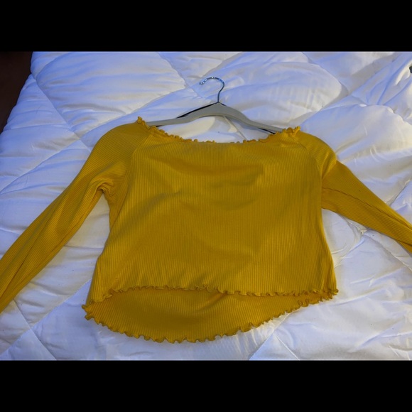 Yellow off the shoulder long sleeve top - Picture 3 of 3